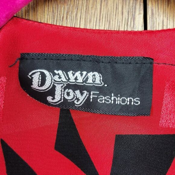 Vintage 80s Red & Black Geometric Print Wrap Dress - Picture 8 of 8